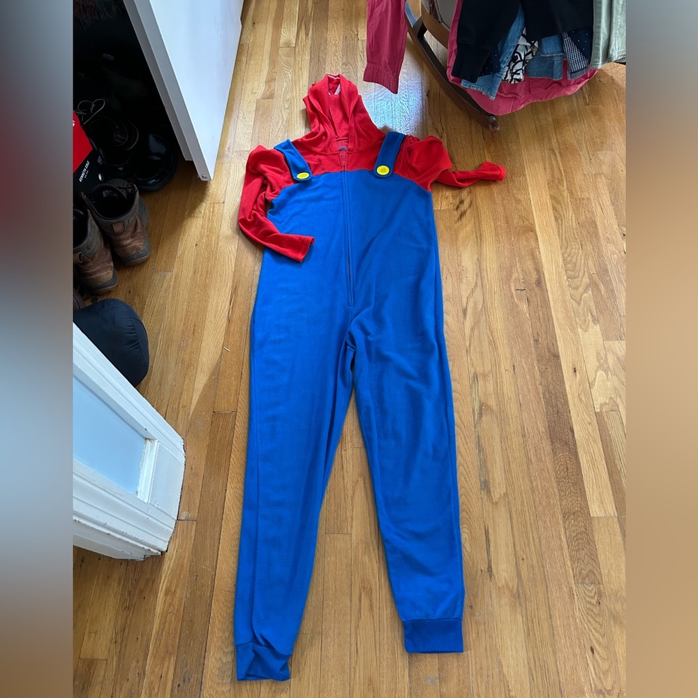 COPY - XL Mario Onesie